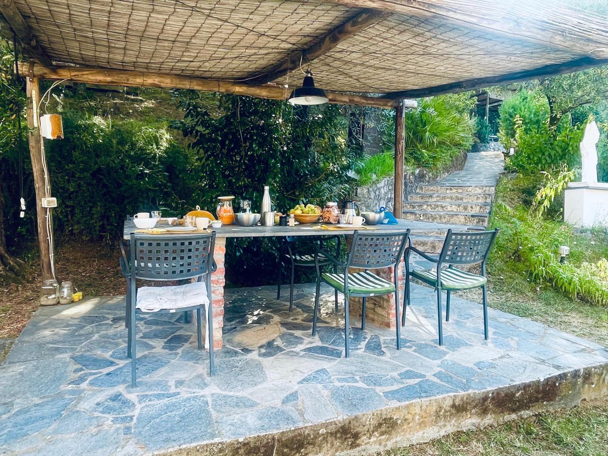 Casa Del Sole Panzió Camaiore Kültér fotó